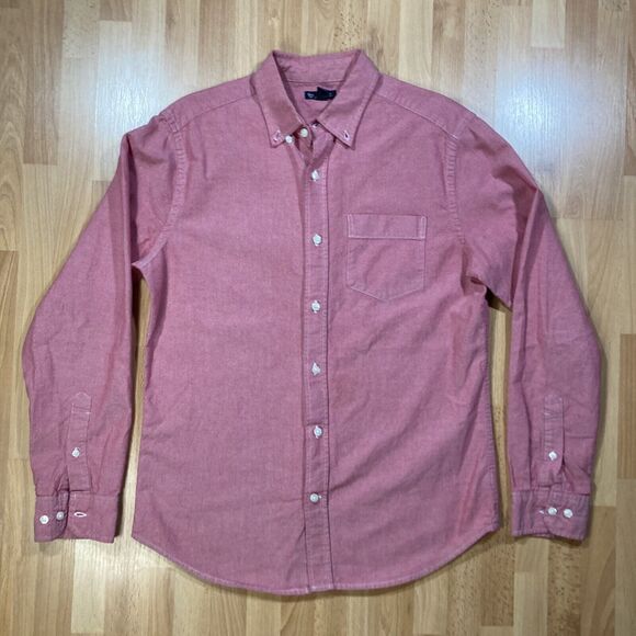 Other - GAP Casual Button Down Shirt (Men’s Size M) • Red/White (Dark Pink Look) • EUC